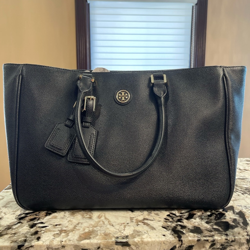 Authentic TORY BURCH Black Handbag / Tote